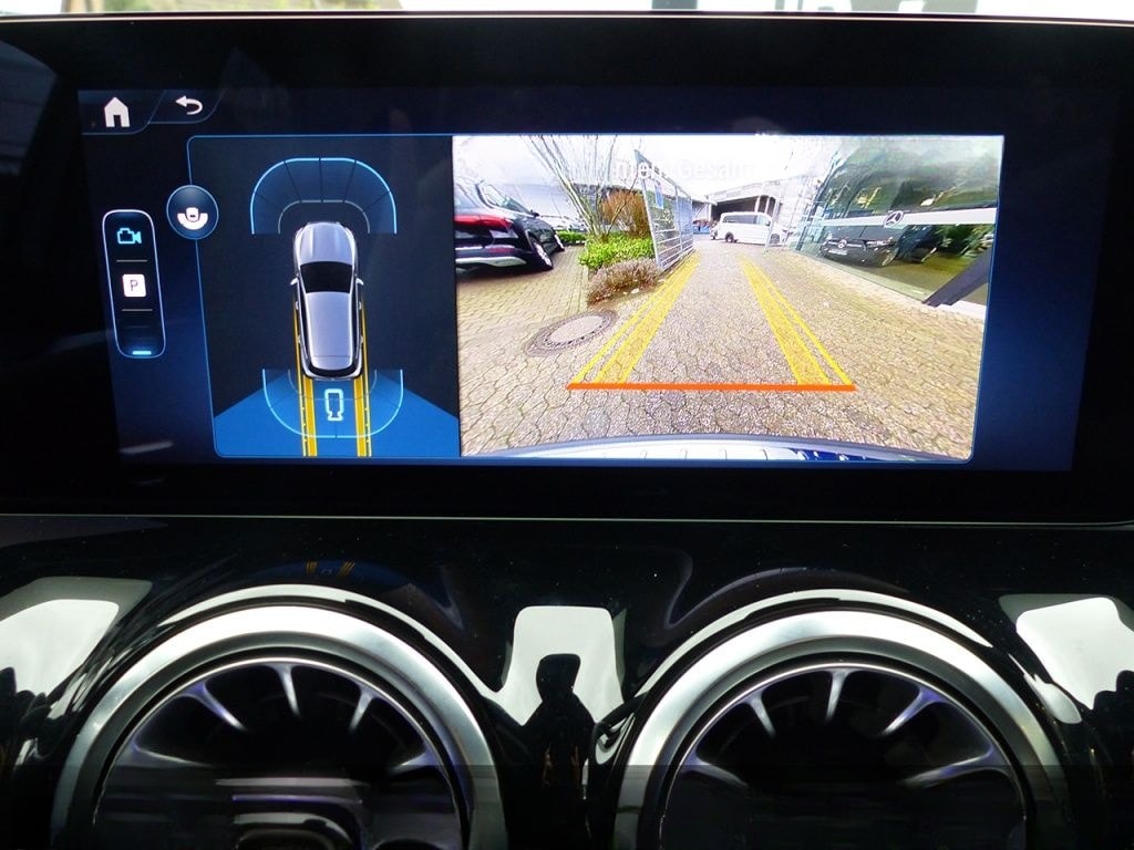 Mercedes-Benz GLA 200 AMG+ADVANCED PLUS+R.KAM+LED+AMBIENTE+NAV foto 10