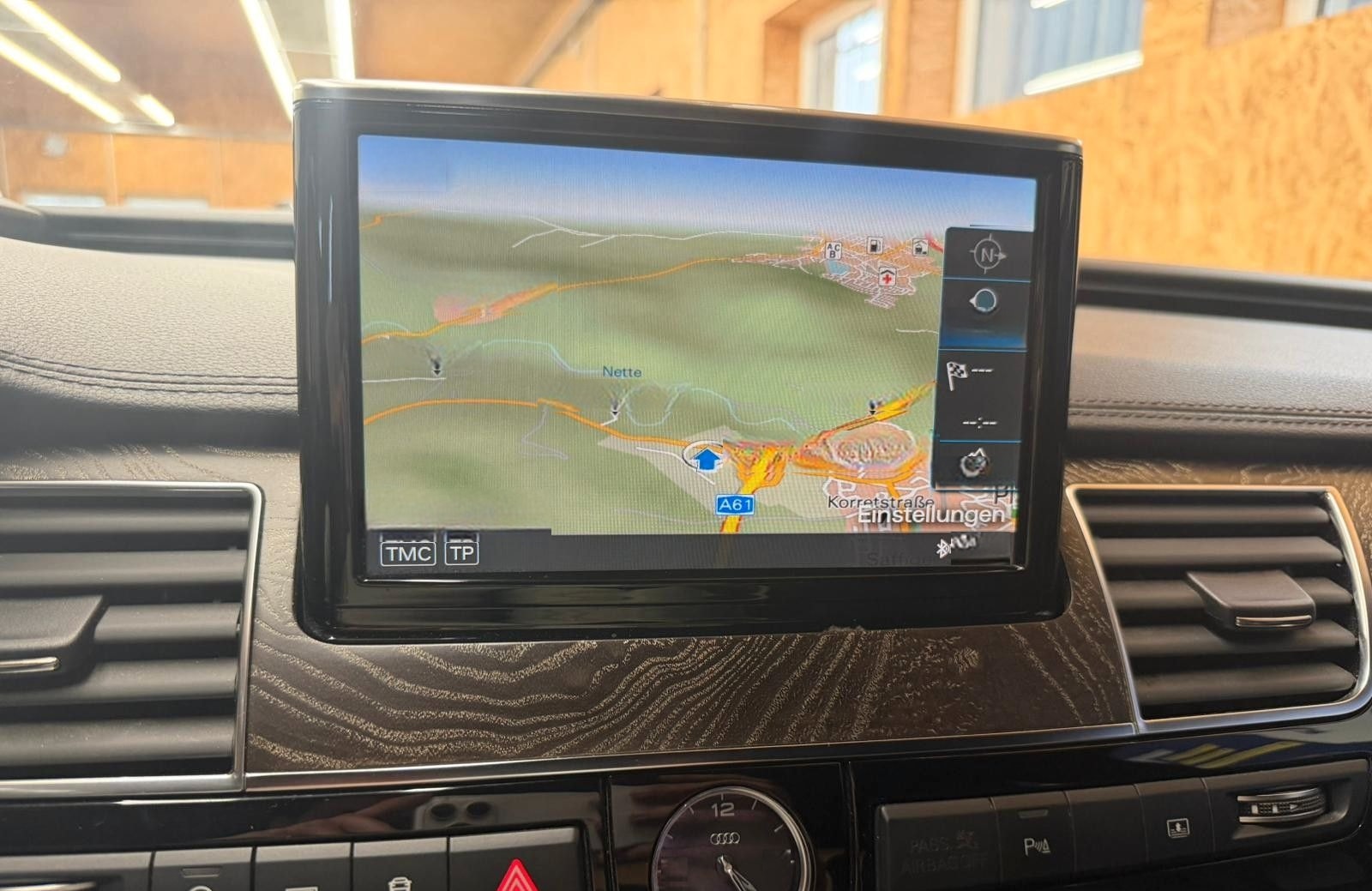 Audi A8 3.0 TDI quattro*HEAD-UP*STHZ*MATRIX* foto 9