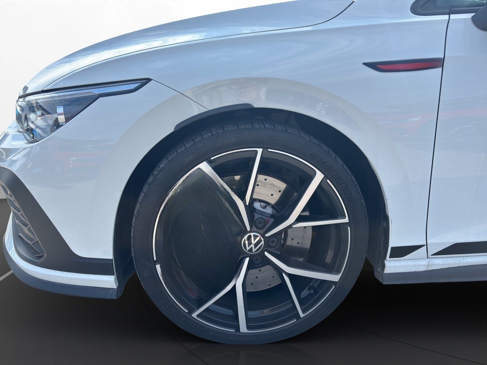 Volkswagen Golf VIII GTI 2.0 TSI DSG Clubsport | NAVI | LED foto 16