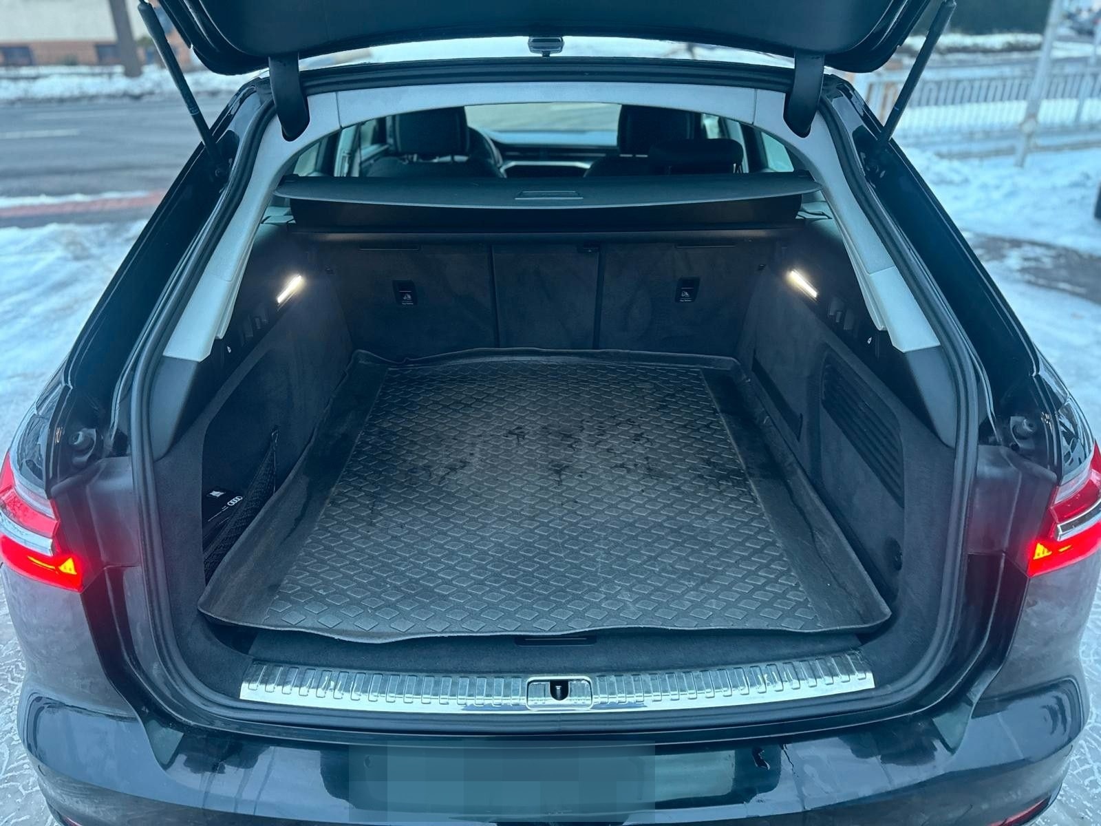 Audi A6 Avant 45 TDI quattro sport foto 11