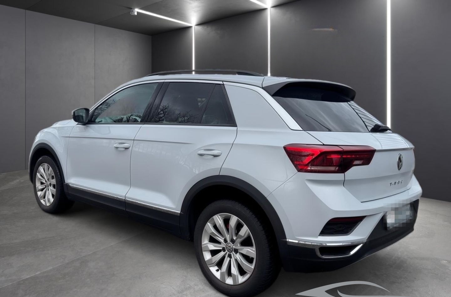 Volkswagen T-Roc 1.5 Sport El. Pano Navi 2-Zonen-Klima Fahr foto 4