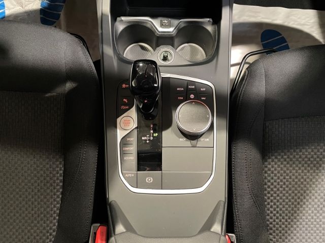 BMW 118 d Advantage Automatik EU6d Navi LED PDCv+h foto 12