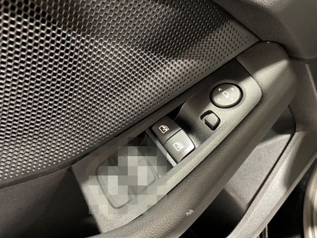 BMW 118 d Advantage Automatik EU6d Navi LED PDCv+h foto 14