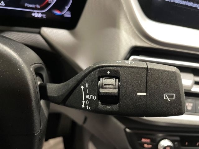 BMW 118 d Advantage Automatik EU6d Navi LED PDCv+h foto 18
