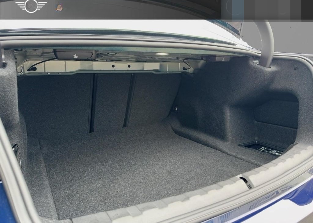 BMW 320 i xDrive Limousine Park-Assistent Guidance P foto 6