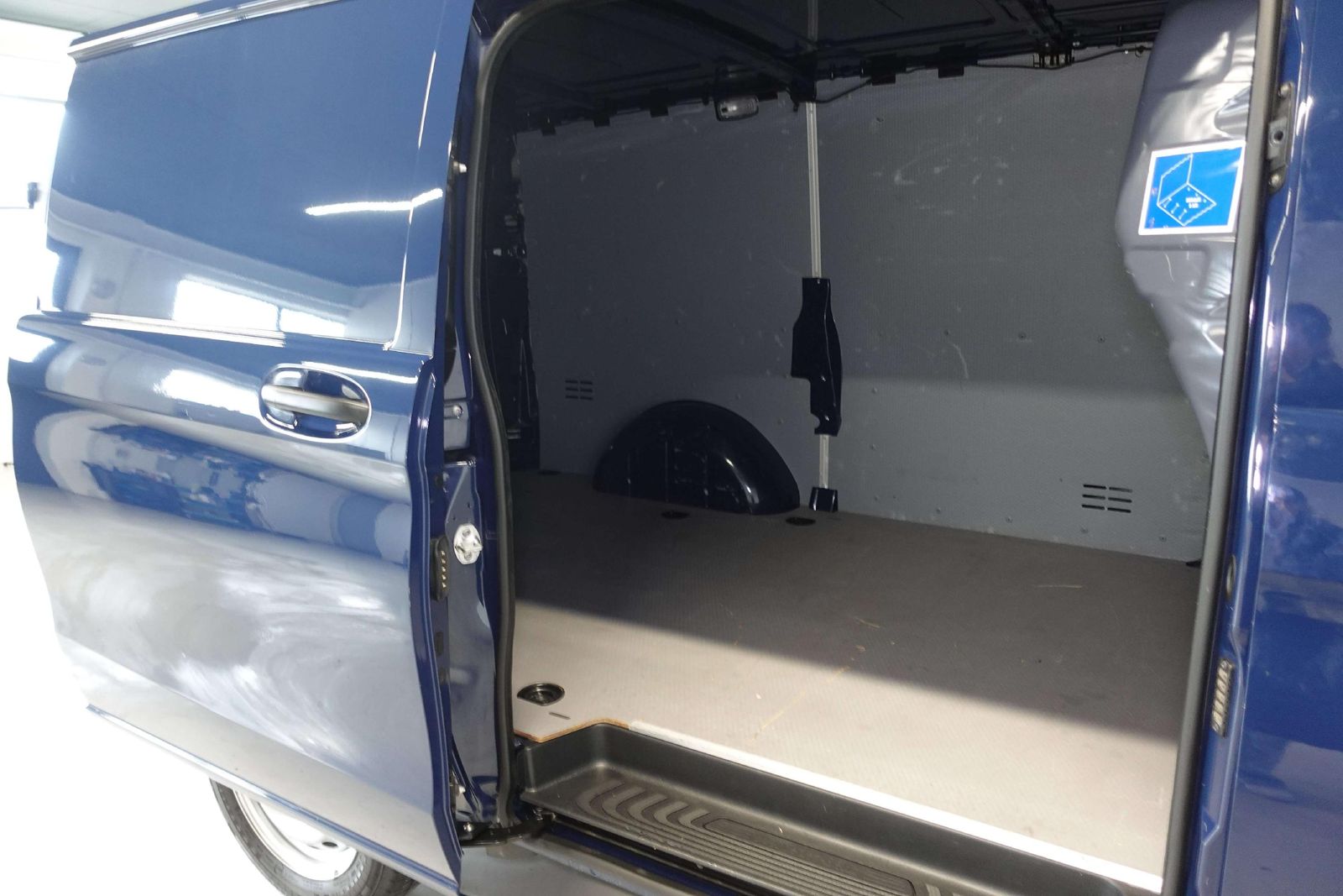 Mercedes-Benz Vito 114 CDI FWD lang AHK Flügeltür 1.Hand foto 11