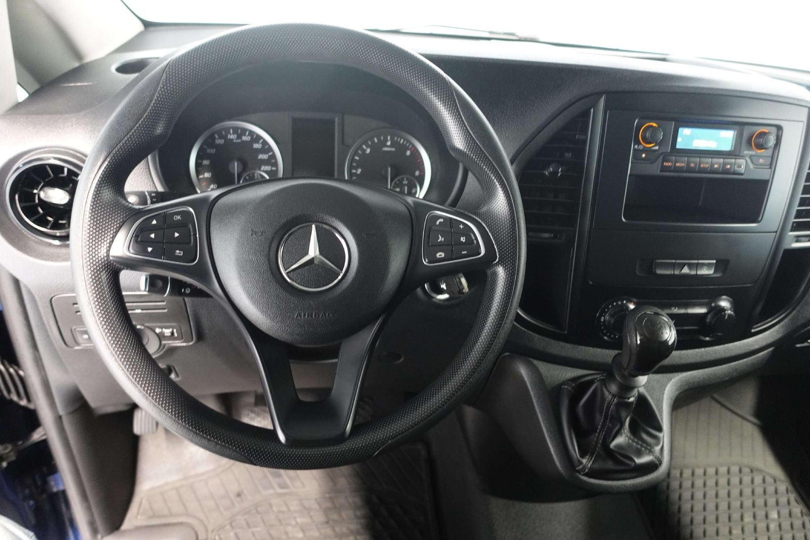 Mercedes-Benz Vito 114 CDI FWD lang AHK Flügeltür 1.Hand foto 16