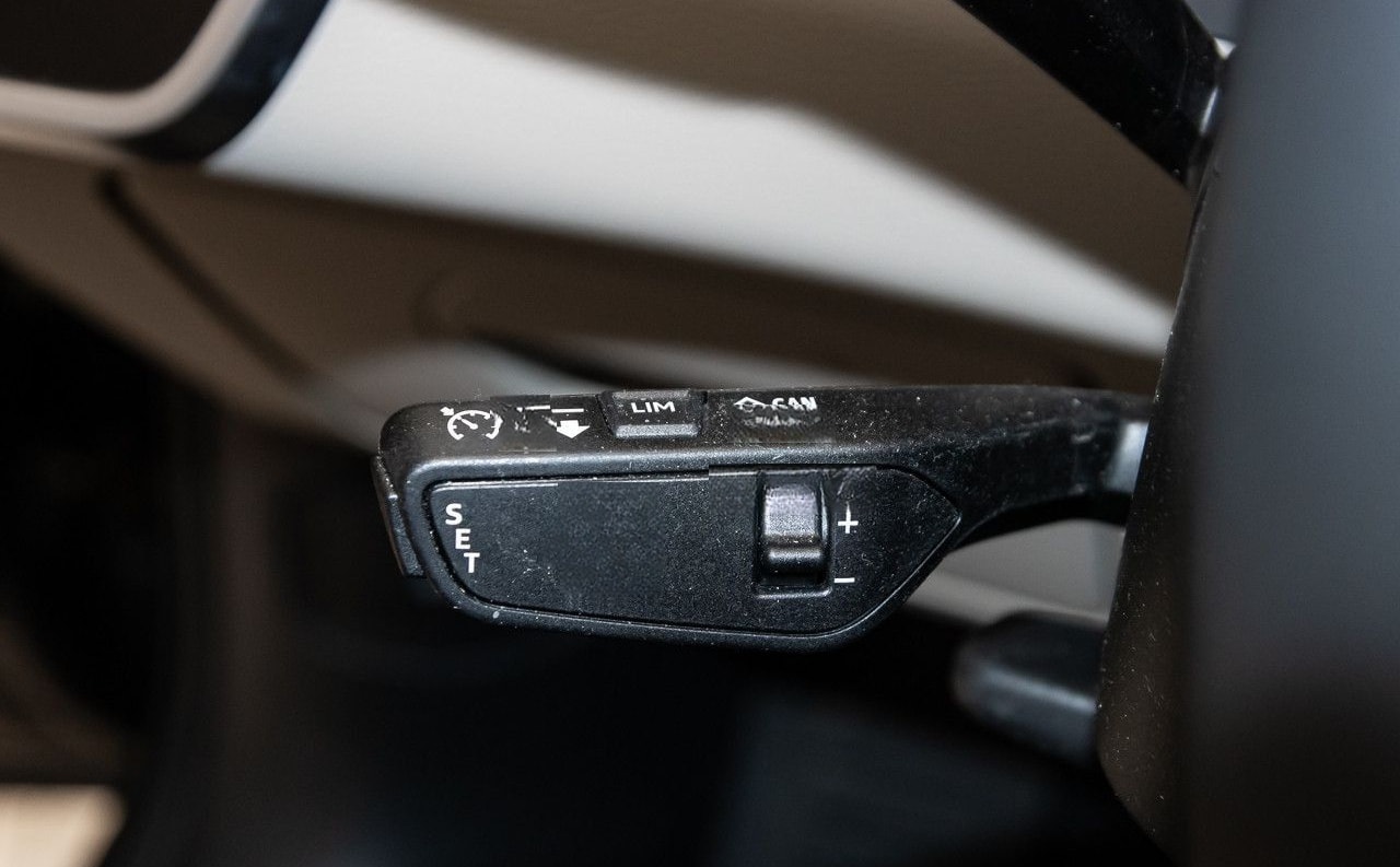 Audi A6 Avant 50 TFSI e quattro Panorama B&O VirtCo foto 24