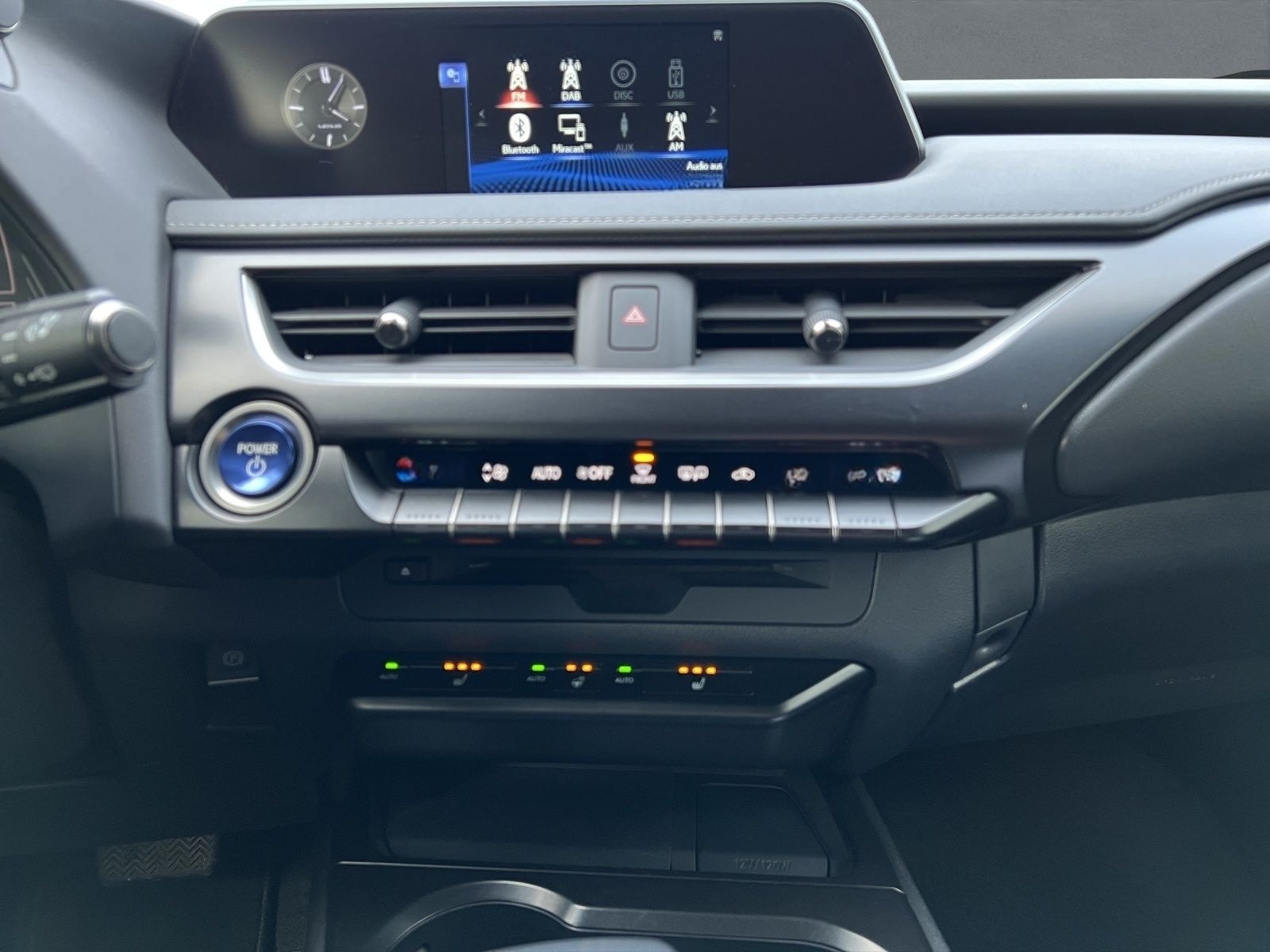 Lexus UX 250h*STYLE.*1HD*SHZ*NAVI*CARPLAY* foto 15