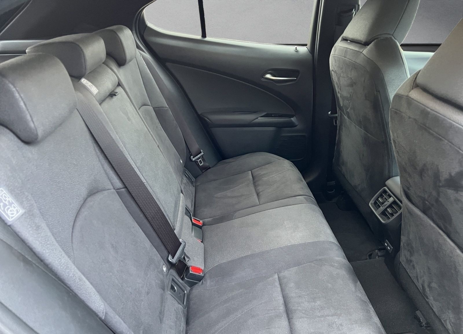 Lexus UX 250h*STYLE.*1HD*SHZ*NAVI*CARPLAY* foto 17