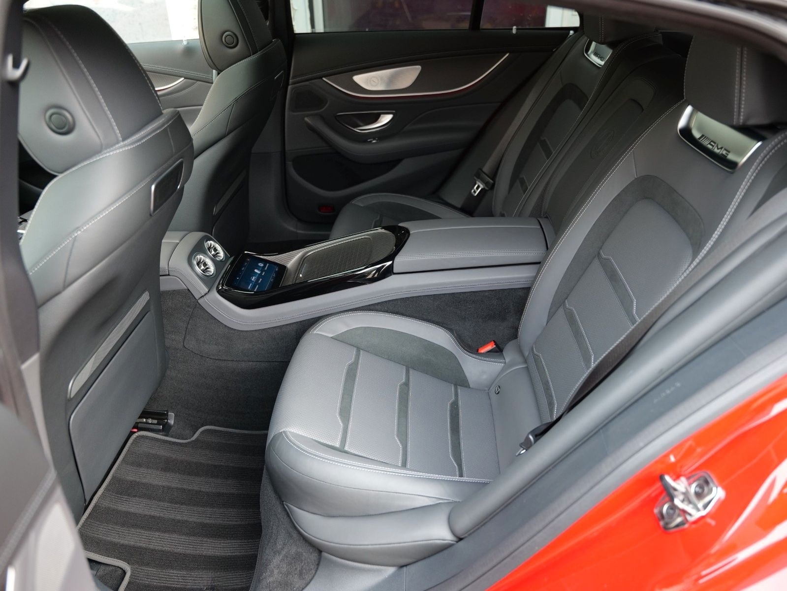 Mercedes-Benz AMG GT63 S 4M+ KERAMIK+AERO+FIRST CLASS+MASSAGE foto 24