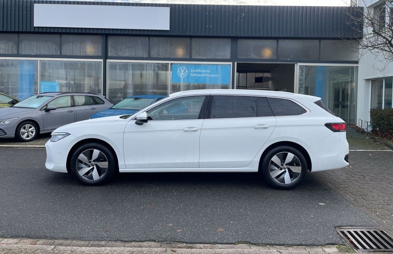 Volkswagen Passat Variant 2.0 TDI Business/360Cam/Travel/AC foto 2