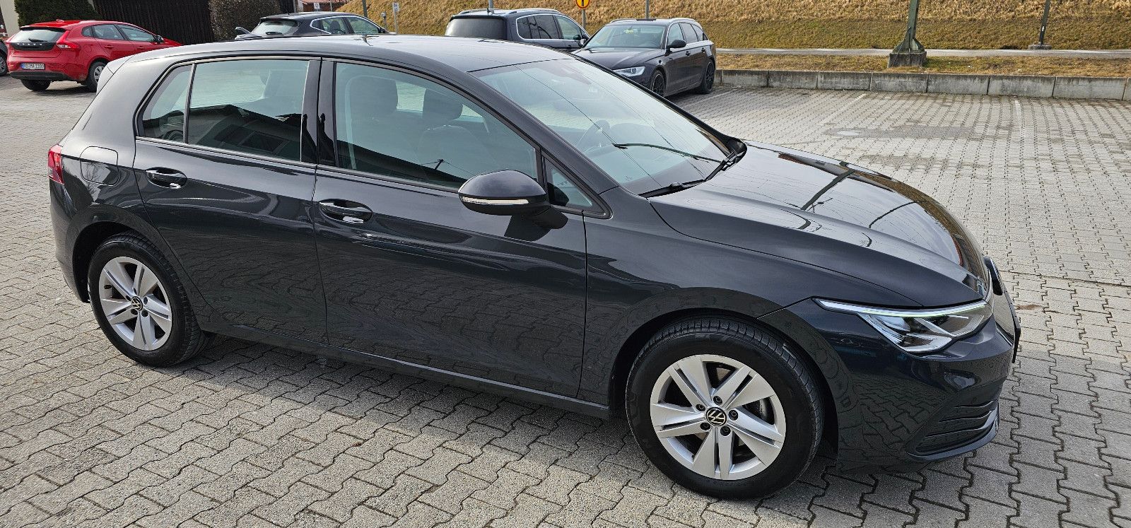 Volkswagen Golf*VIII*Lim.*2.0*TDI*Life*Virtual*LED*Ambiente foto 8