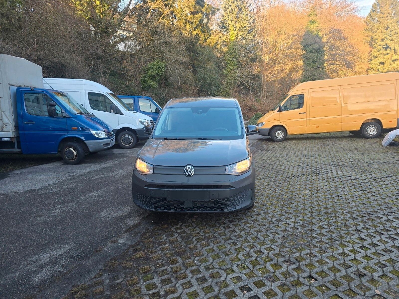 Volkswagen Caddy Basis foto 1