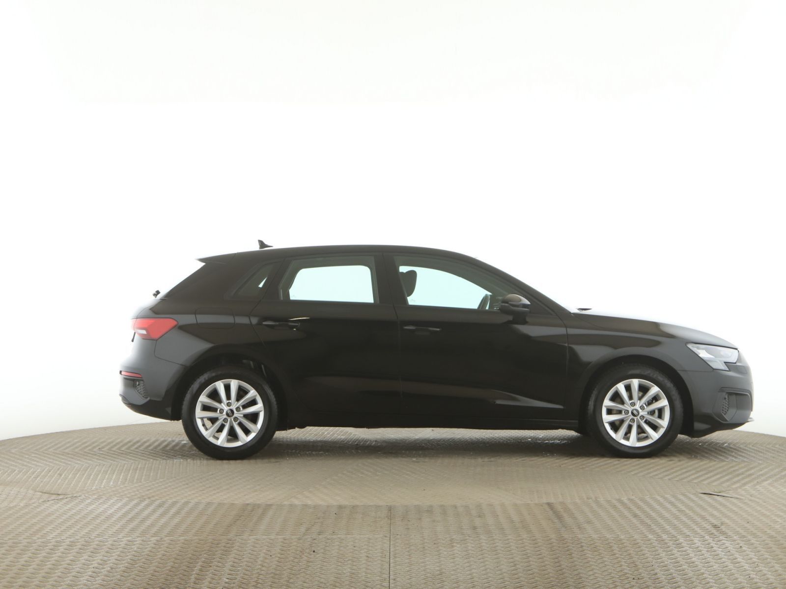 Audi A3 Sportback 30 TFSI PDC+SitzH+Radio+MMI-Plus foto 8