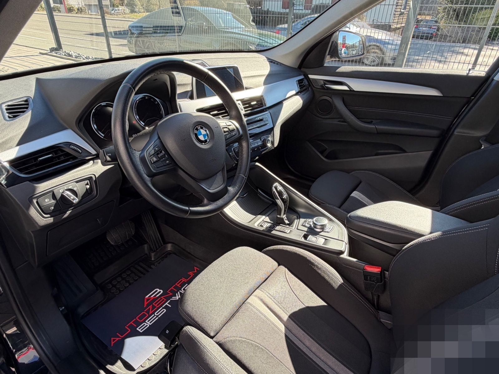 BMW X1 X-Drive 18d Advantage*8-FACH*SHZG*PDC*TOP foto 7