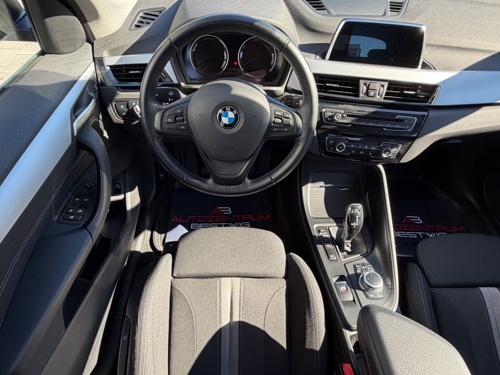 BMW X1 X-Drive 18d Advantage*8-FACH*SHZG*PDC*TOP foto 8