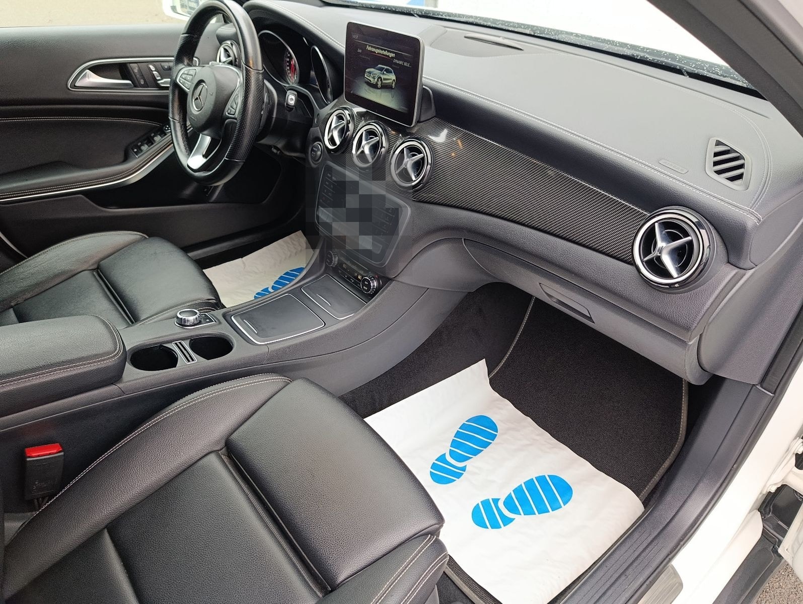 Mercedes-Benz GLA 250 4Matic Urban Style Edition Leder Navi foto 12