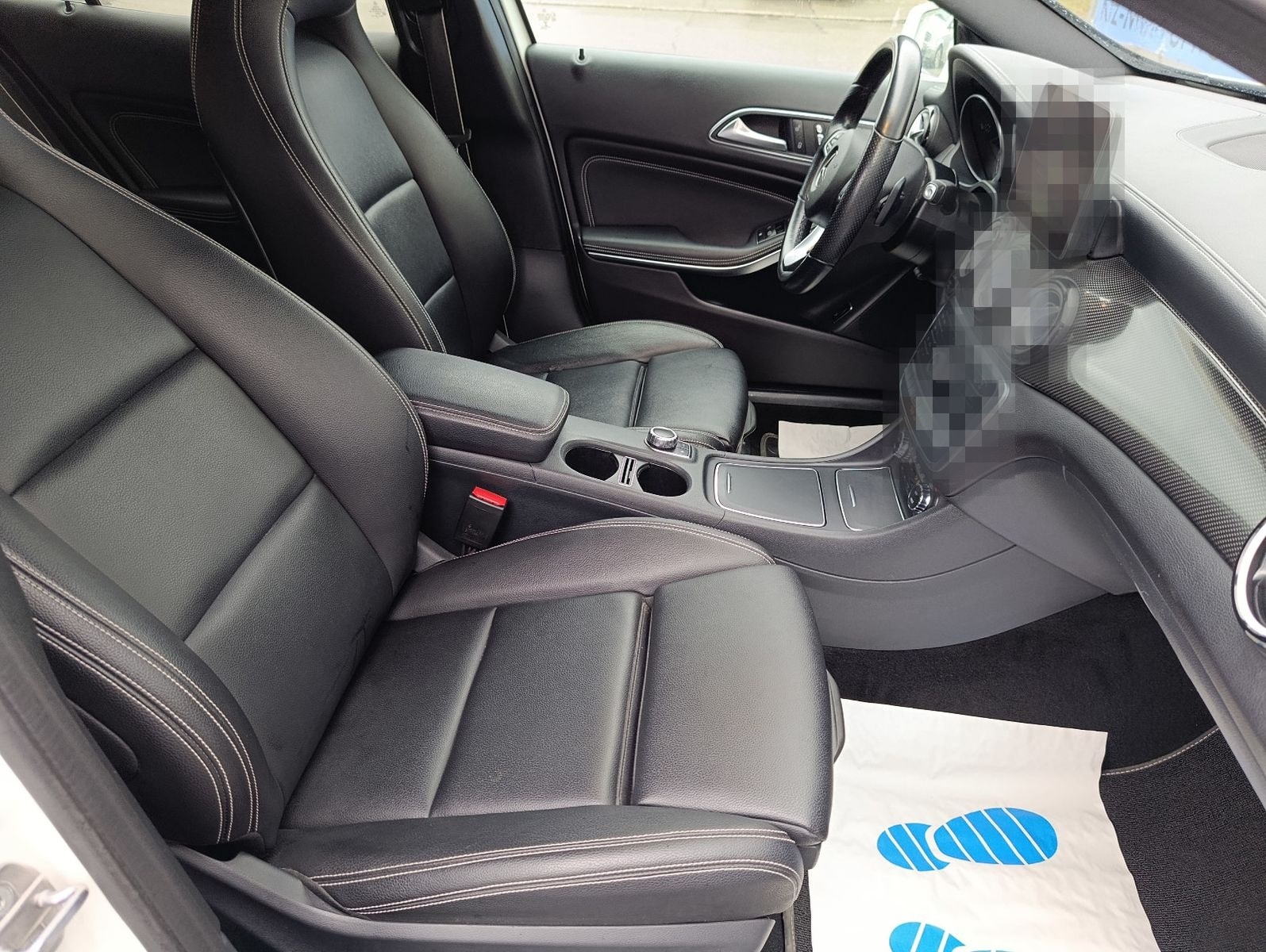 Mercedes-Benz GLA 250 4Matic Urban Style Edition Leder Navi foto 13