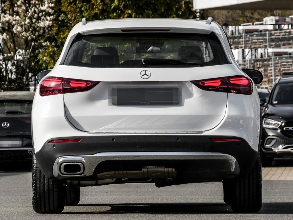 Mercedes-Benz GLA 180 Progressive/Pano/AHK/Leder/LED/Kamera/18 foto 20