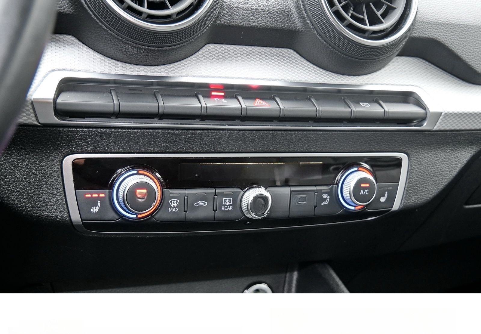 Audi Q2 35 TFSI LED Automatik Navi UVM foto 23