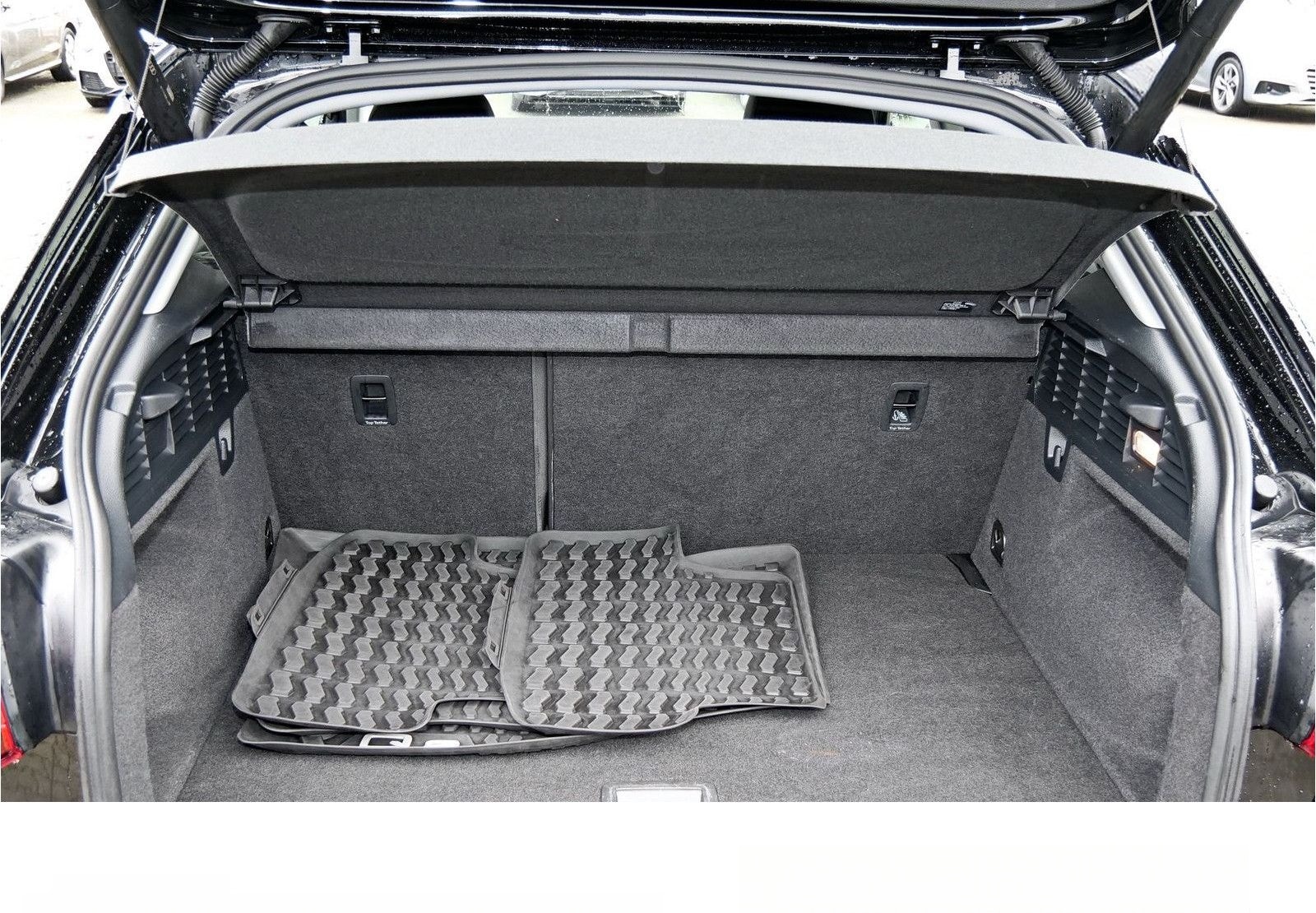 Audi Q2 35 TFSI LED Automatik Navi UVM foto 10