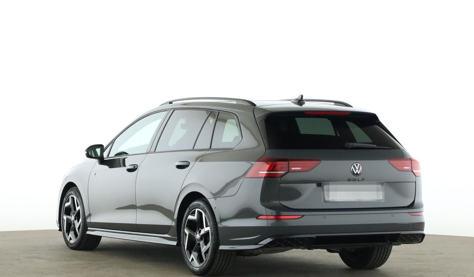 Volkswagen Golf VIII Variant 2.0 TDI+R-LINE+DSG+AREA+PANO foto 4