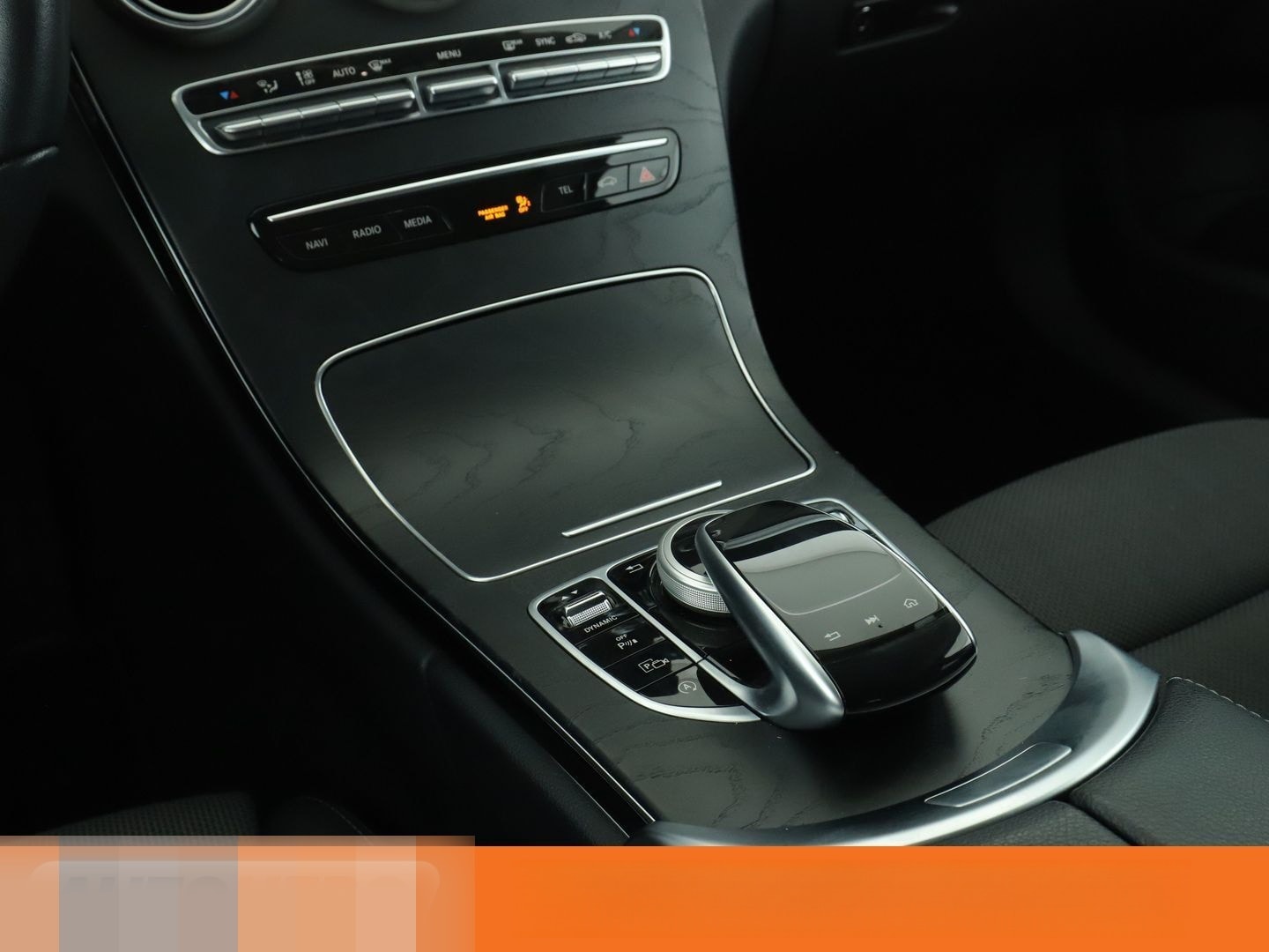 Mercedes-Benz C 180 CGI Avantgarde Aut.*NAVI*LED*TEMPO*PDC* foto 21