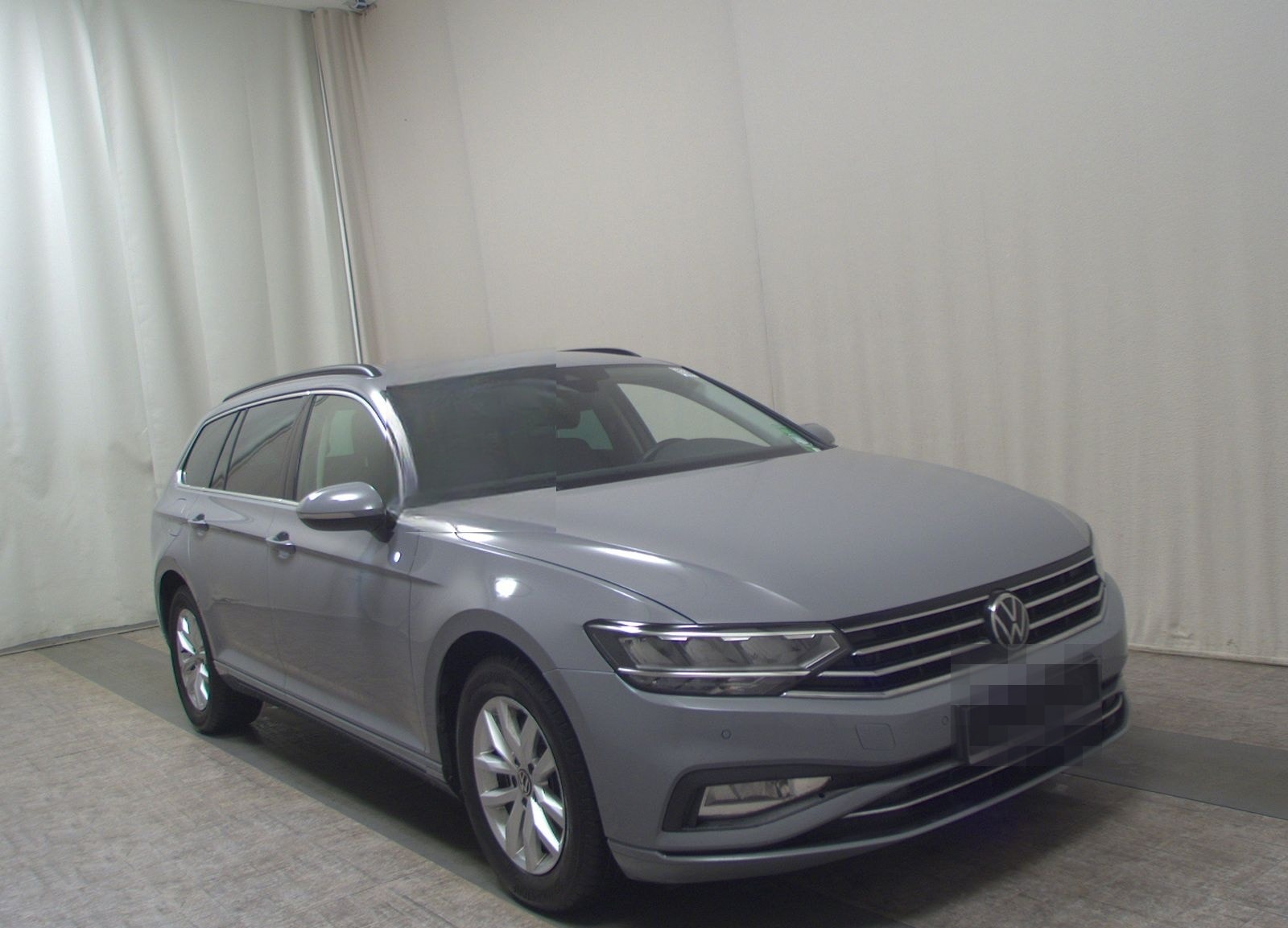 Volkswagen Passat Var. 2.0 TDI Business Navi RfK LED ACC foto 3