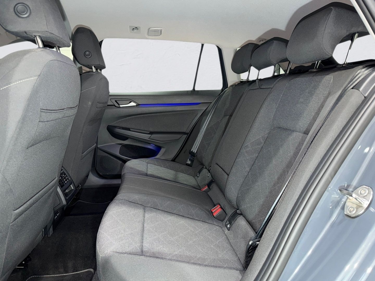 Volkswagen Golf Variant 8 2.0 TDI DSG LIFE LED KAMERA NAVI  foto 11