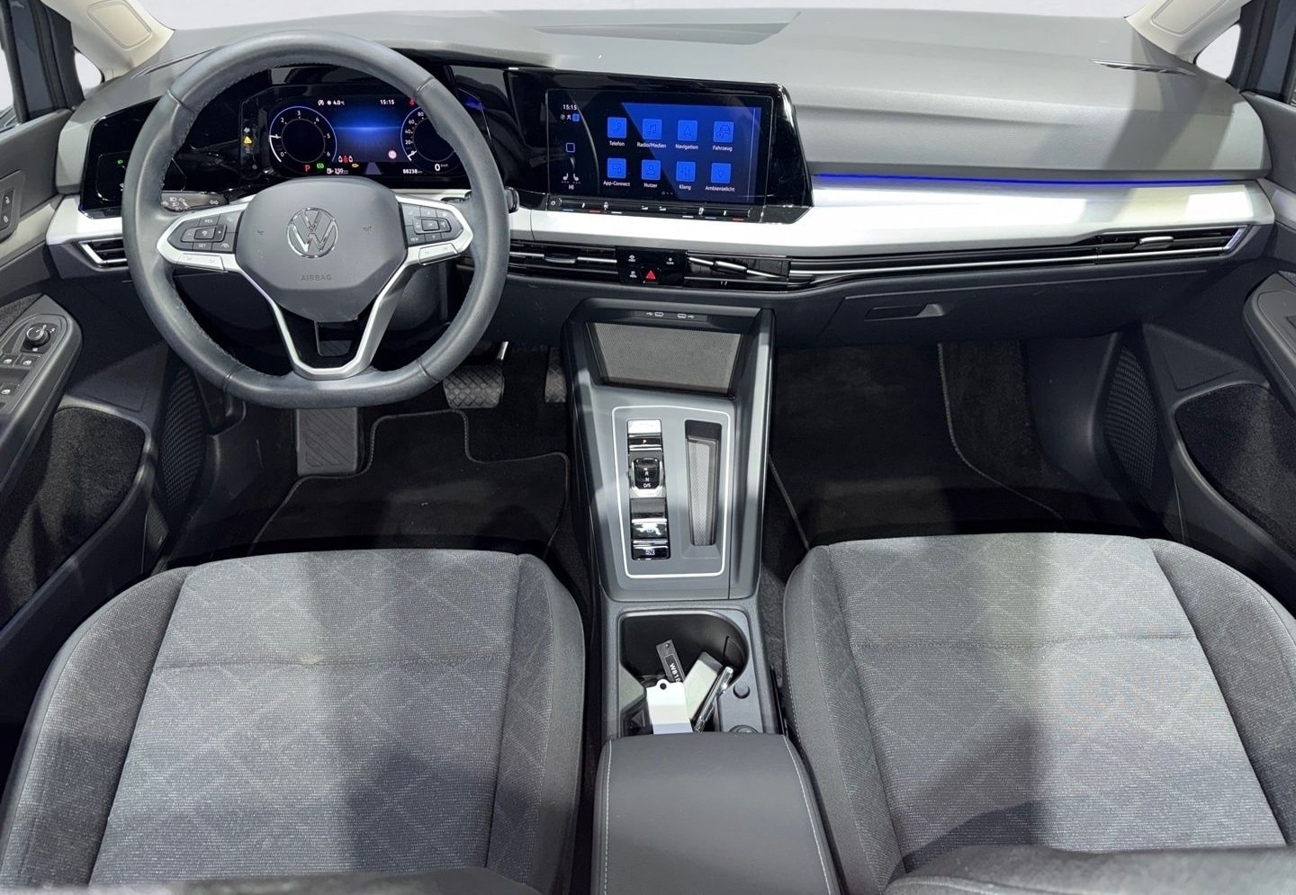 Volkswagen Golf Variant 8 2.0 TDI DSG LIFE LED KAMERA NAVI  foto 9