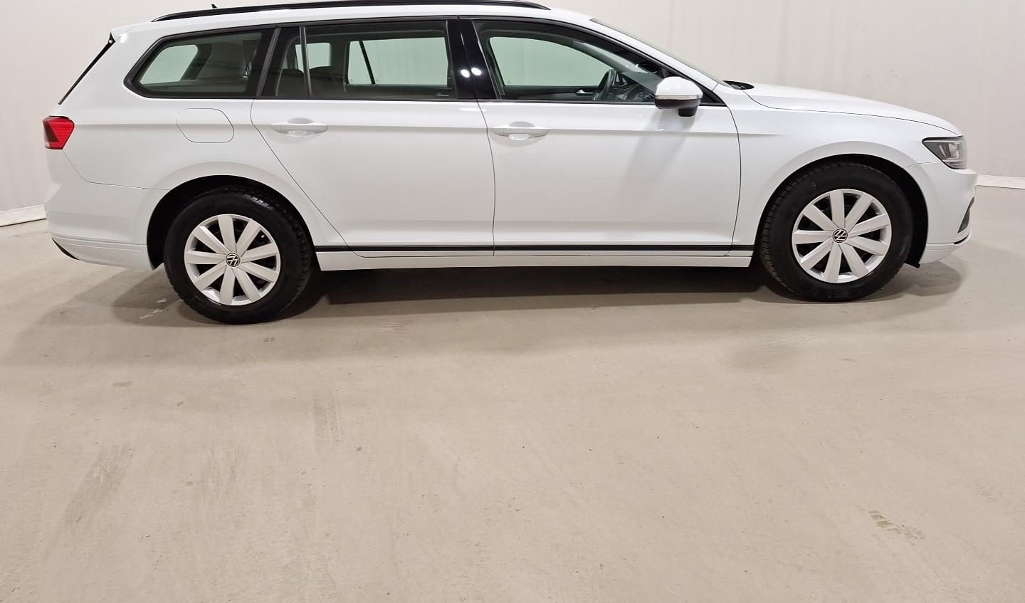 Volkswagen Passat Variant 2.0 TDI Conceptline LED|Navi|RFK foto 7