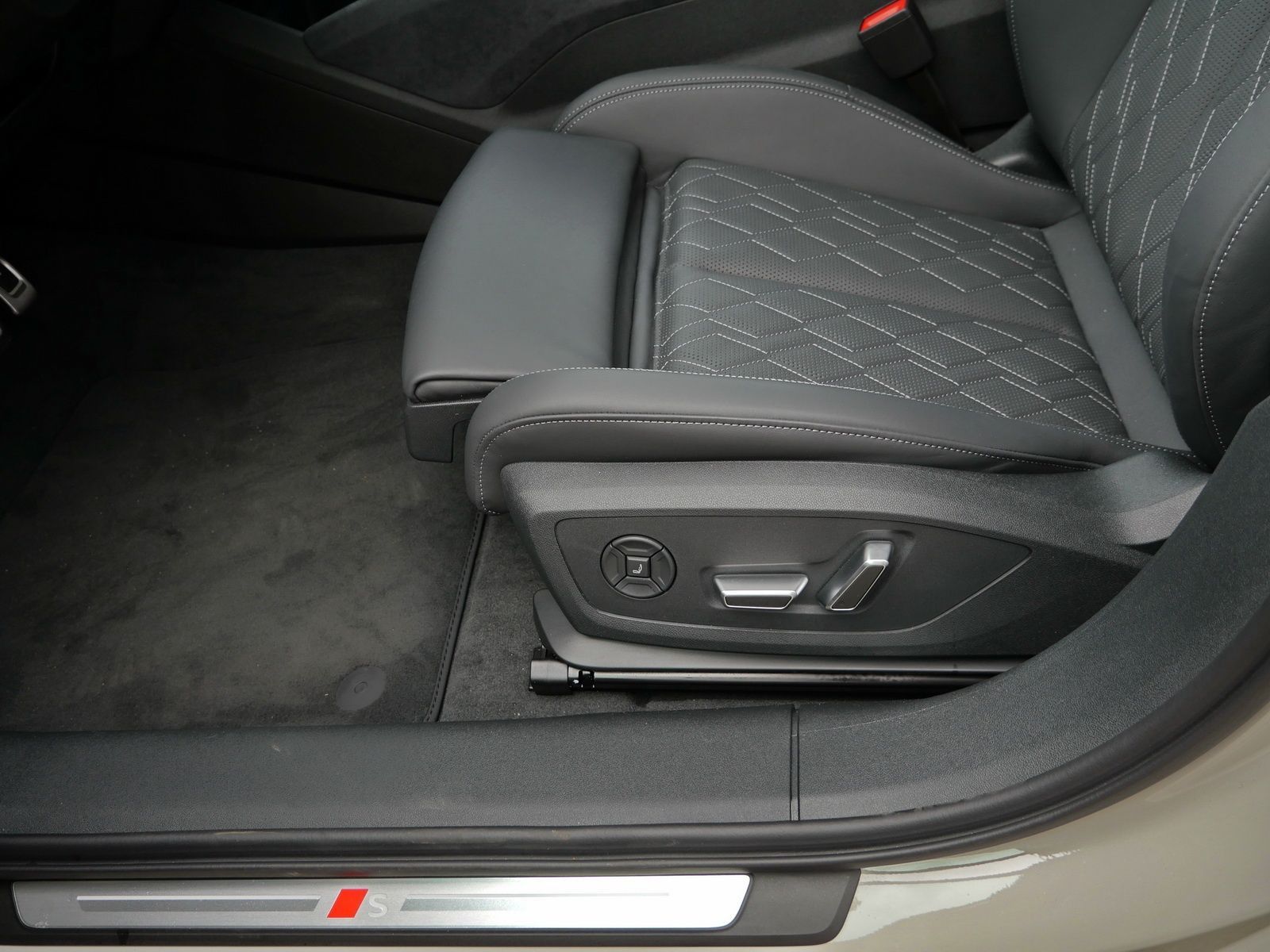 Audi S6 Avant e-tron S line air*B&O*Pano*Massage*HuD foto 24