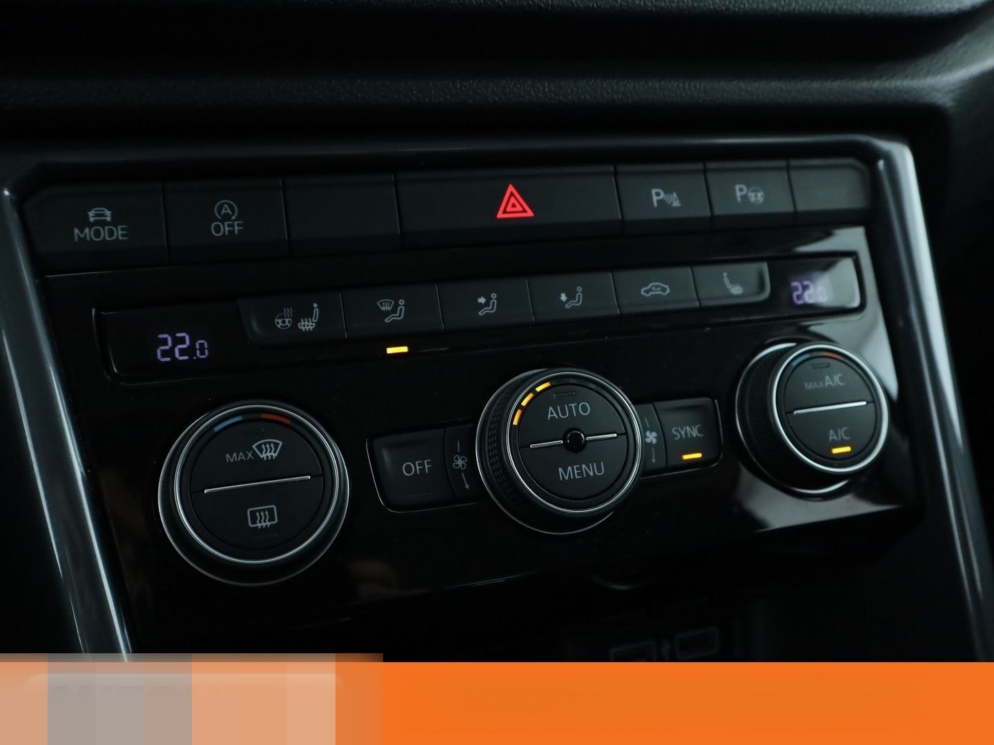 Volkswagen T-Roc 1.5 TSI ACT IQ.DRIVE Aut.*NAVI*LED*ACC*PDC foto 25