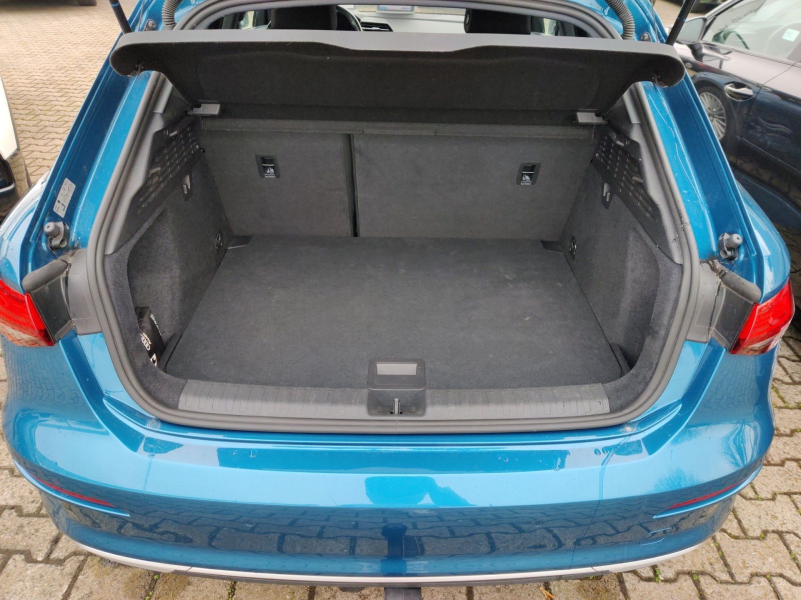 Audi A3 Sportback 40 TFSI e advanced BusiPaket AHK Pr foto 8