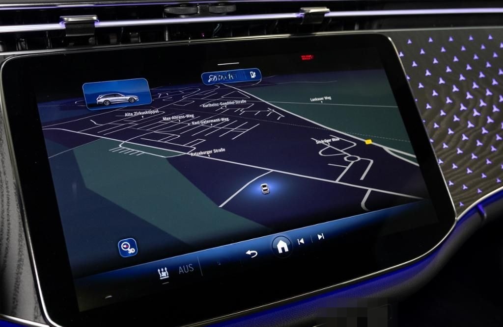 Mercedes-Benz E 300 de T-Modell mit EQ Hybrid Technologie AMG foto 12