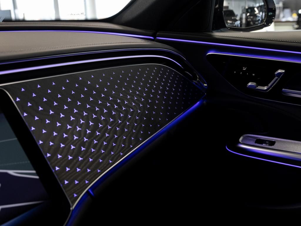 Mercedes-Benz E 300 de T-Modell mit EQ Hybrid Technologie AMG foto 20