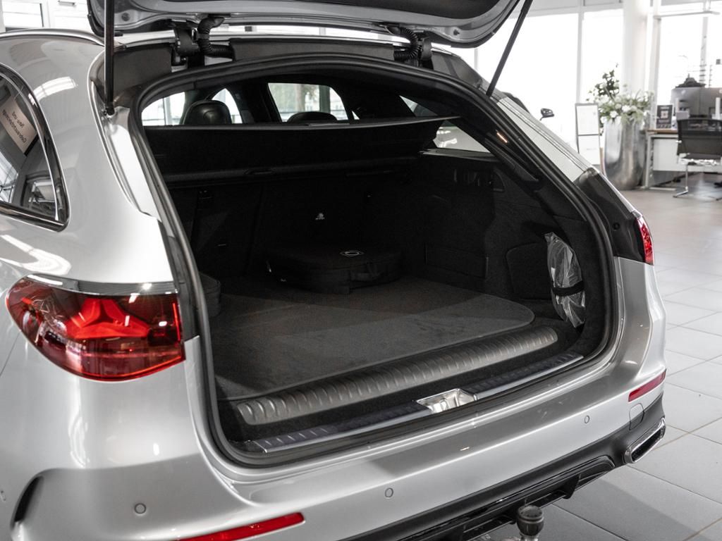 Mercedes-Benz E 300 de T-Modell mit EQ Hybrid Technologie AMG foto 23