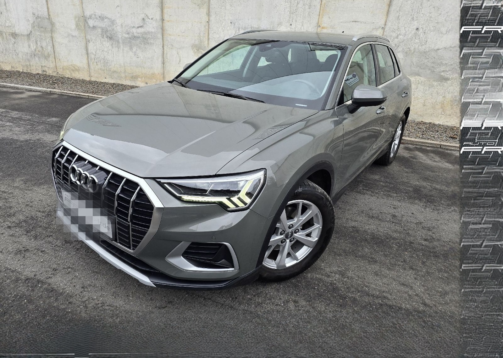 Audi Q3 35 TFSI advanced Sport foto 1