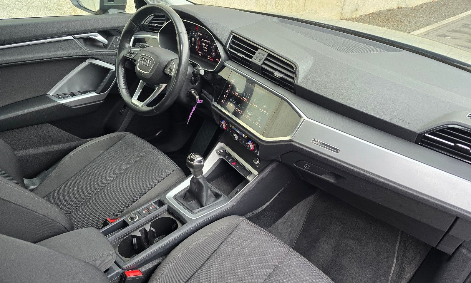 Audi Q3 35 TFSI advanced Sport foto 24