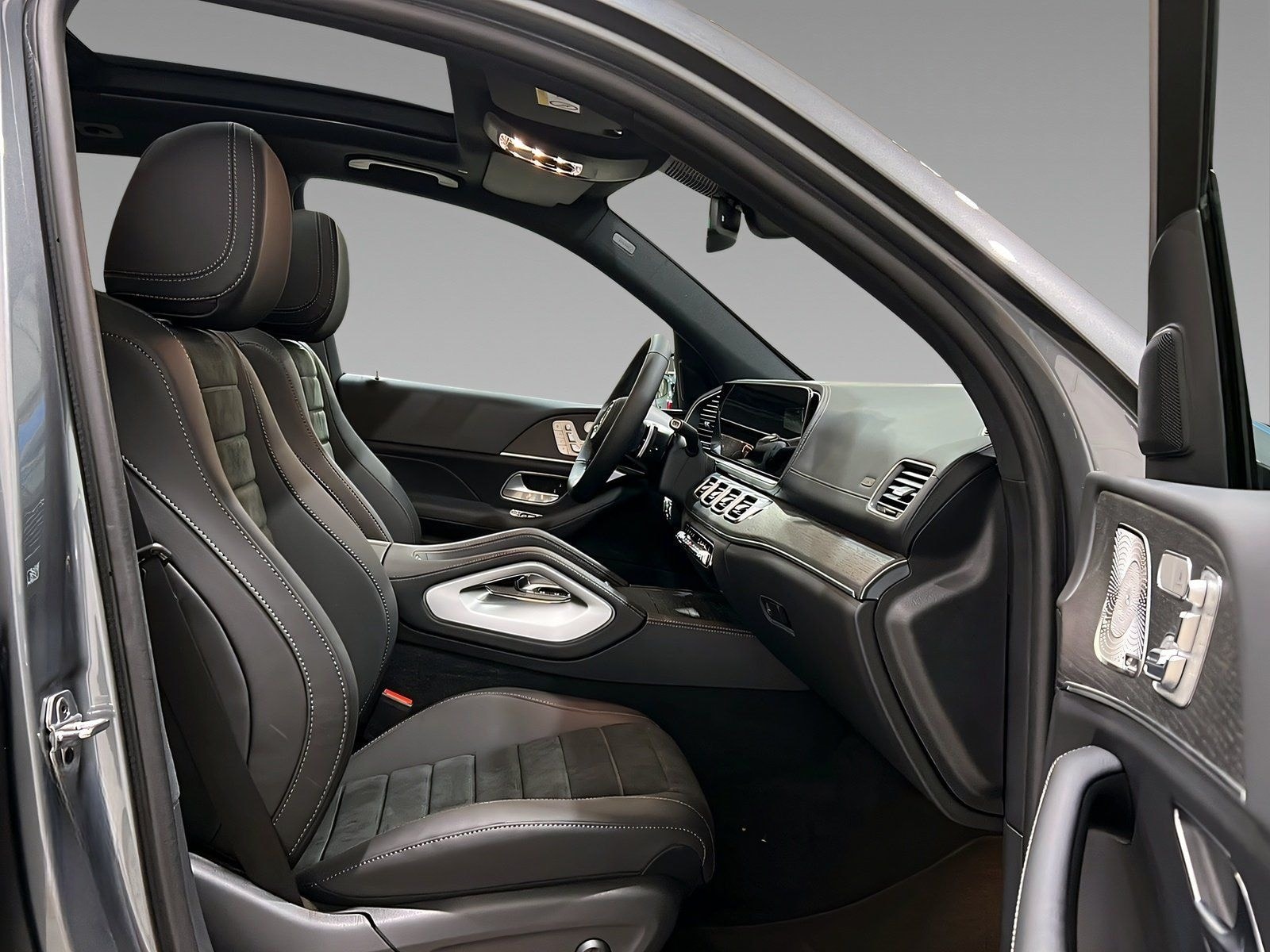 Mercedes-Benz GLE 450d 4M AMG+DIST+Burm+Pano+Ambi+TotW+AHK+360 foto 14