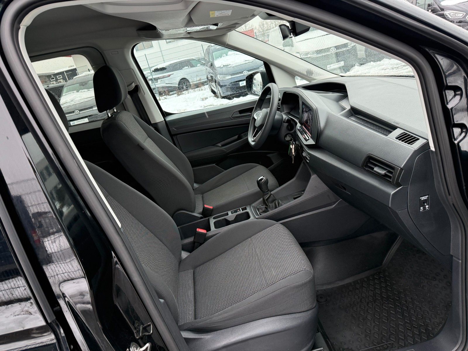 Volkswagen Caddy Maxi 2,0 TDI*KAMERA*DAB*AHK*WINTERPAKET* foto 18