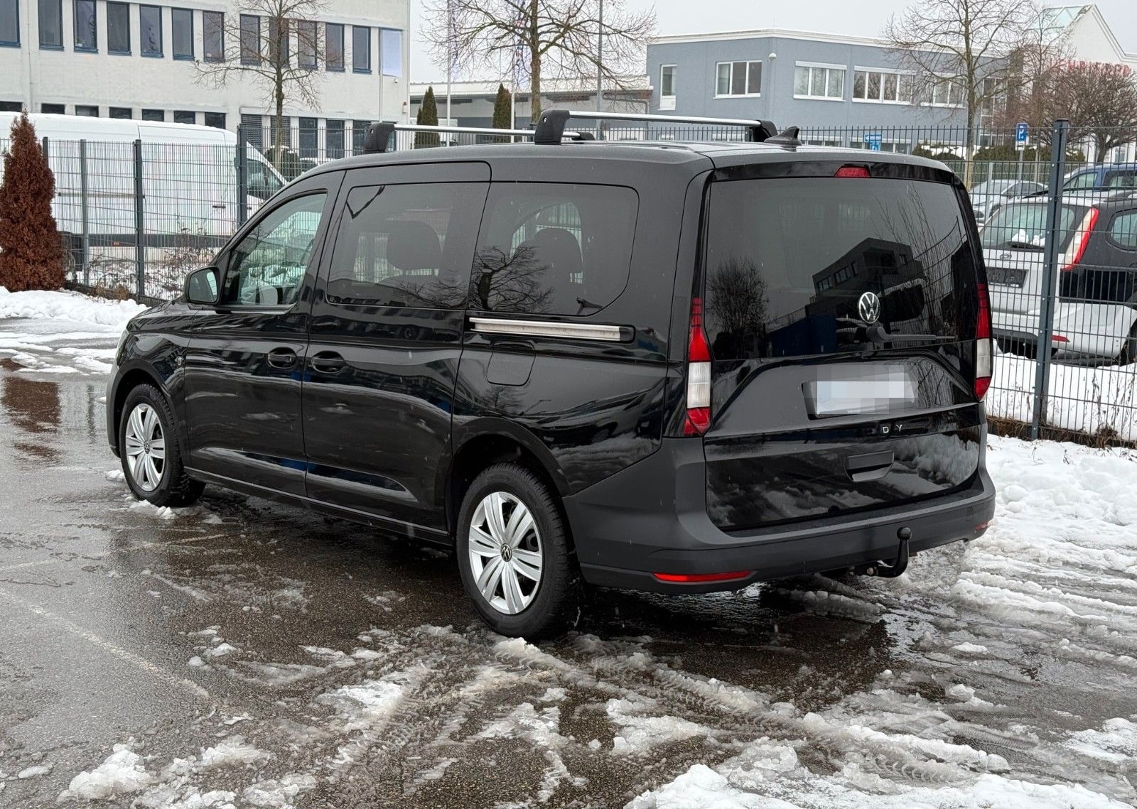 Volkswagen Caddy Maxi 2,0 TDI*KAMERA*DAB*AHK*WINTERPAKET* foto 4