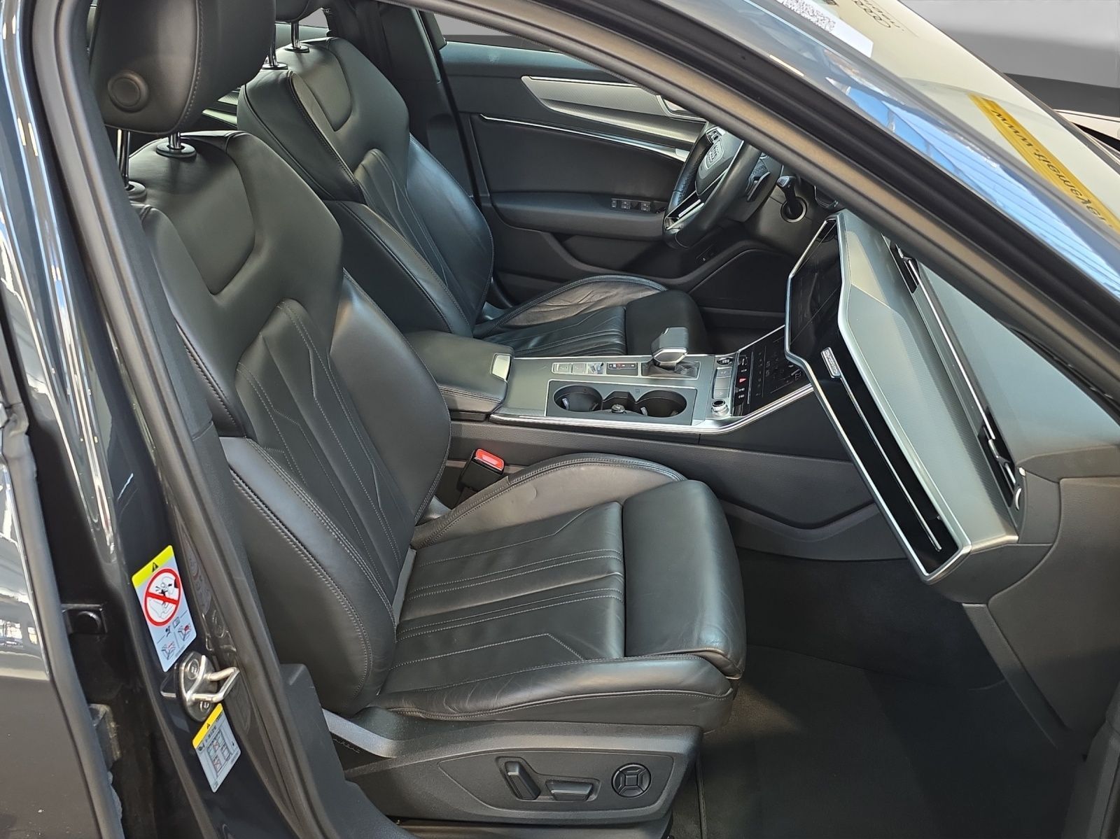 Audi A6 Avant 40 TDI Q SPORT LM20 PANO AHK LEDER eSIT foto 4