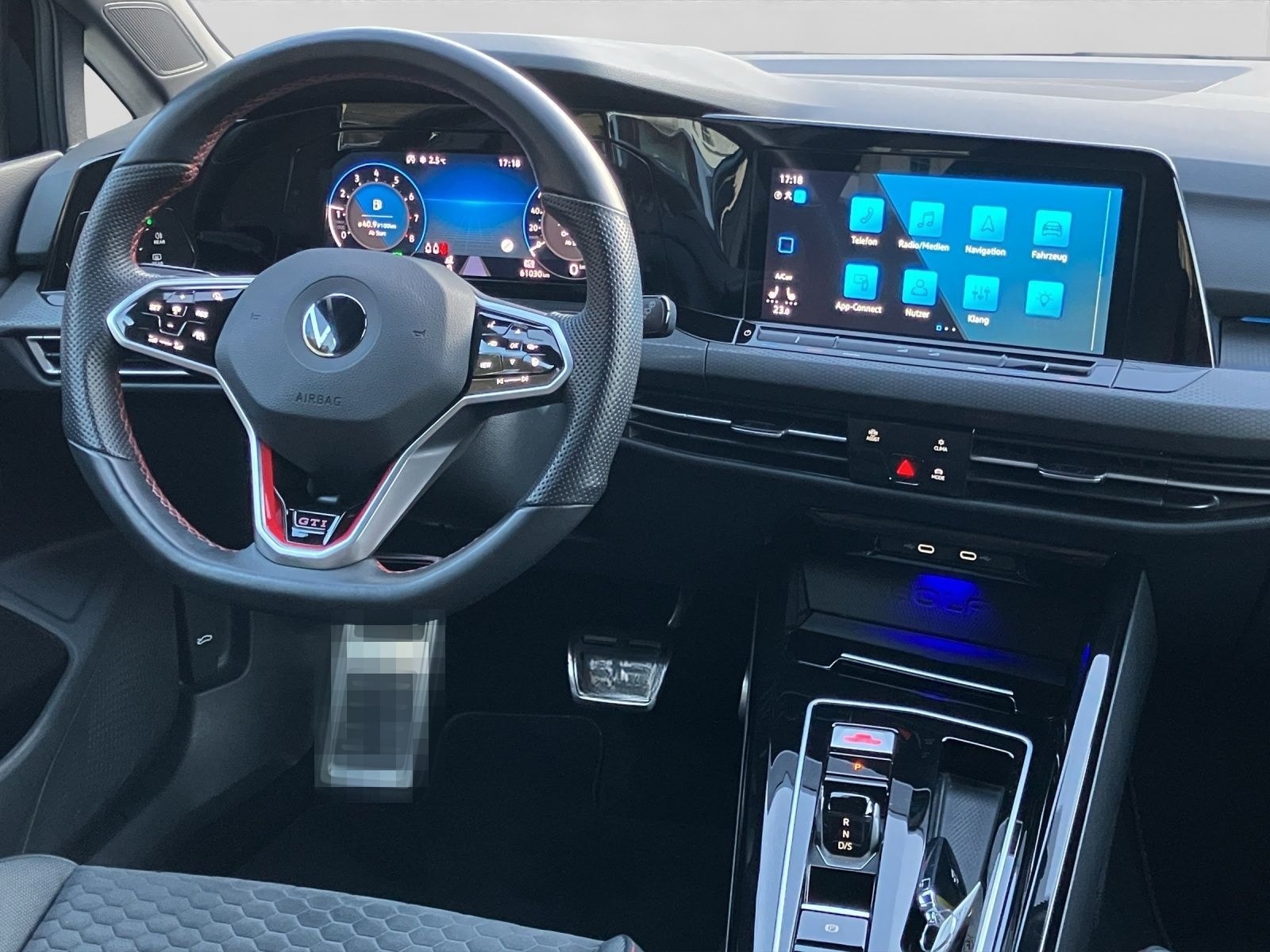 Volkswagen Golf GTI CLUBSPORT BLACK STYLE LM19 SIDE-ASSIST foto 5