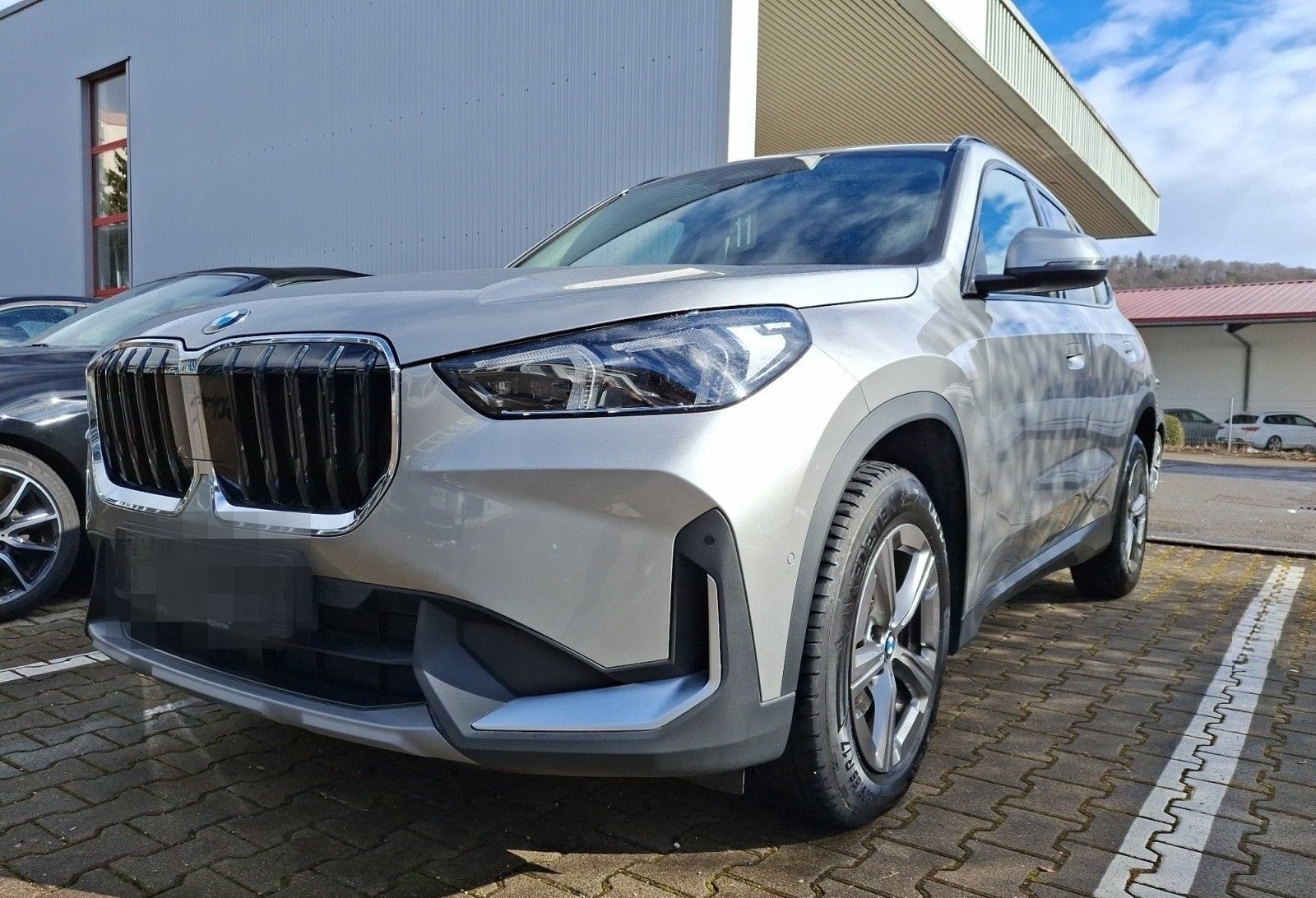 BMW X1 sDrive20i Steptronic AHK Komfortzugang foto 13