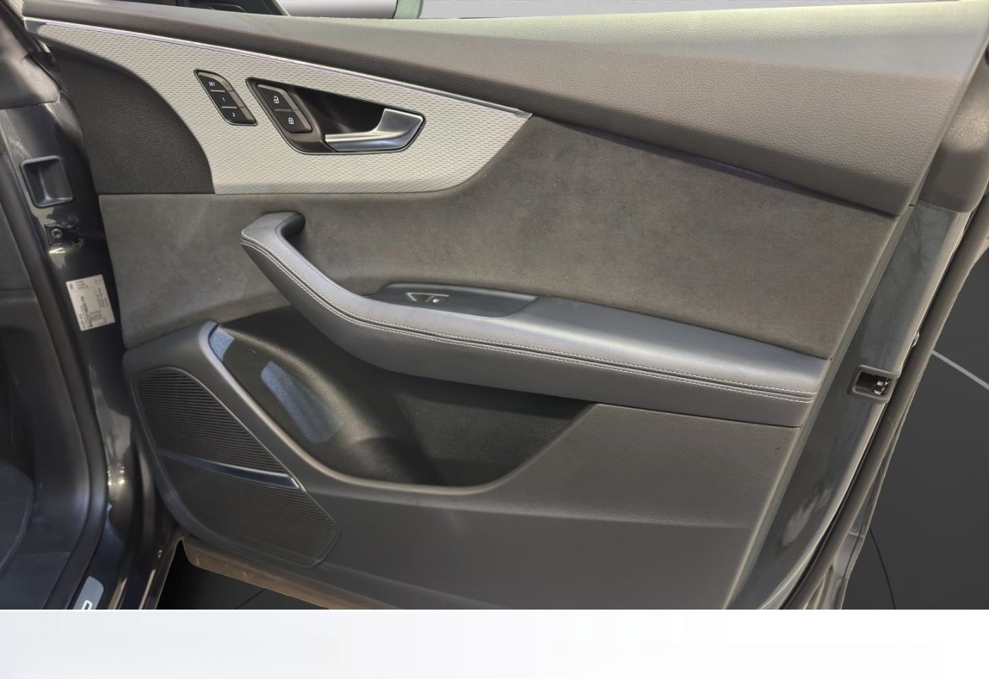 Audi Q8 50 TDI qu. S-Line Laser+AHK+Pano+22''+B&O+HUD foto 17