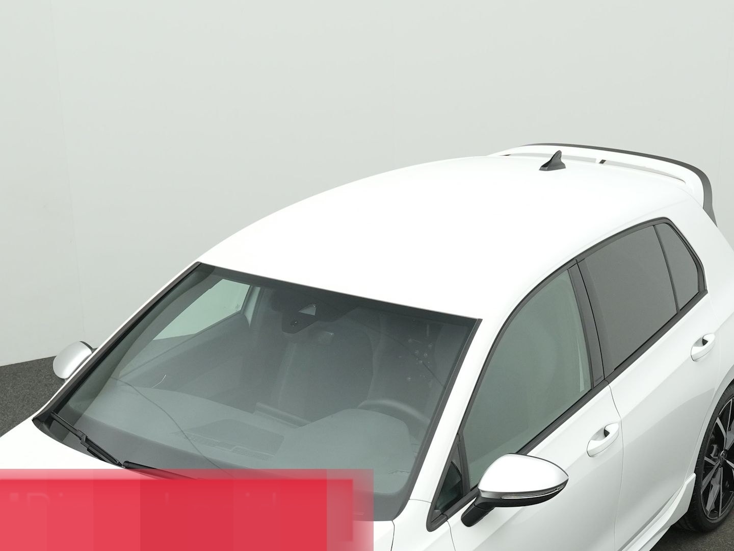 Volkswagen Golf R 8 2.0 TSI DSG 4Mo. ACC DISCOVER MEDIA foto 24