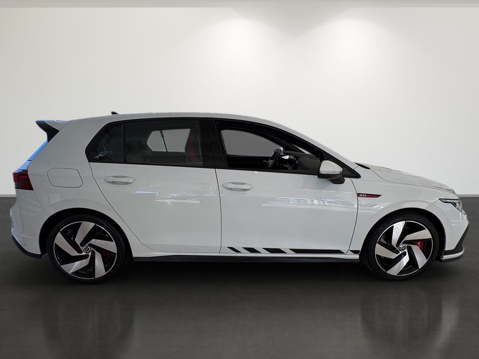 Volkswagen Golf VIII 2.0 TSI GTI Clubsport *LED*KLIMA*BLUET foto 6