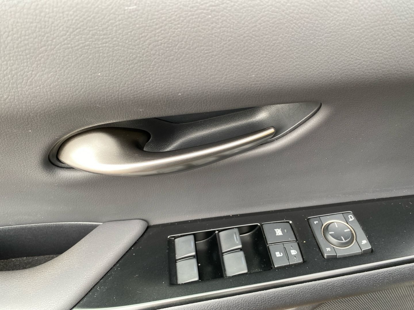 Lexus UX 250h Style Edition *Bi-LED*ACC*CAM*SHZ*CarPla foto 23